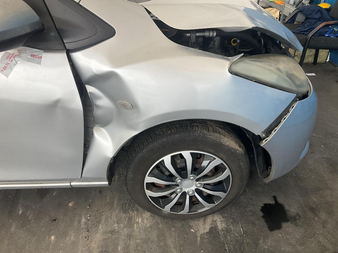 Photo '19' of Mazda Demio