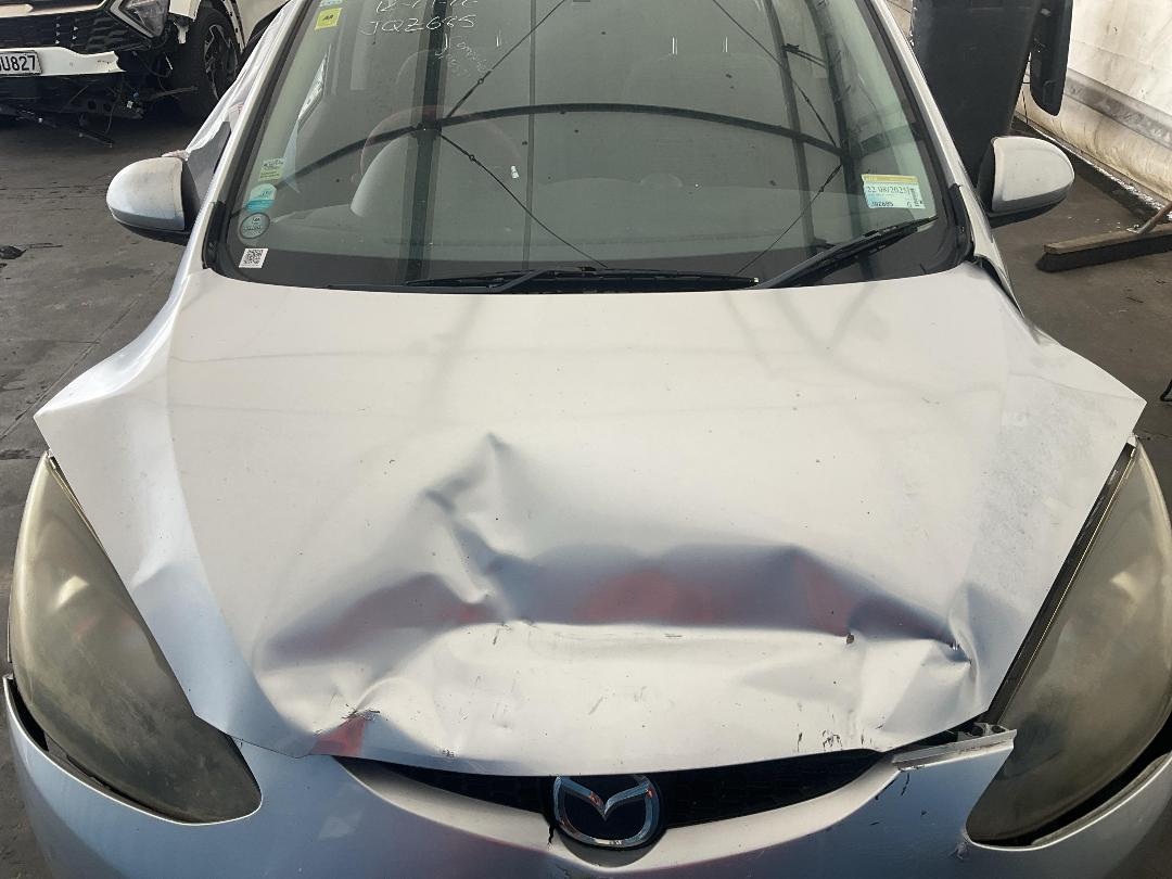 Photo '22' of Mazda Demio