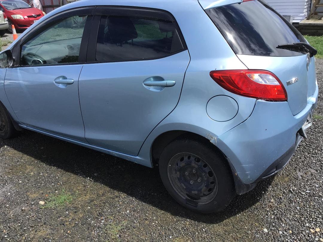 Photo '7' of Mazda Demio Photo '7' of Mazda Demio