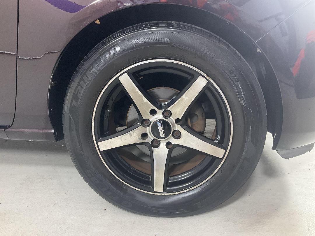 Photo '9' of Mazda Demio