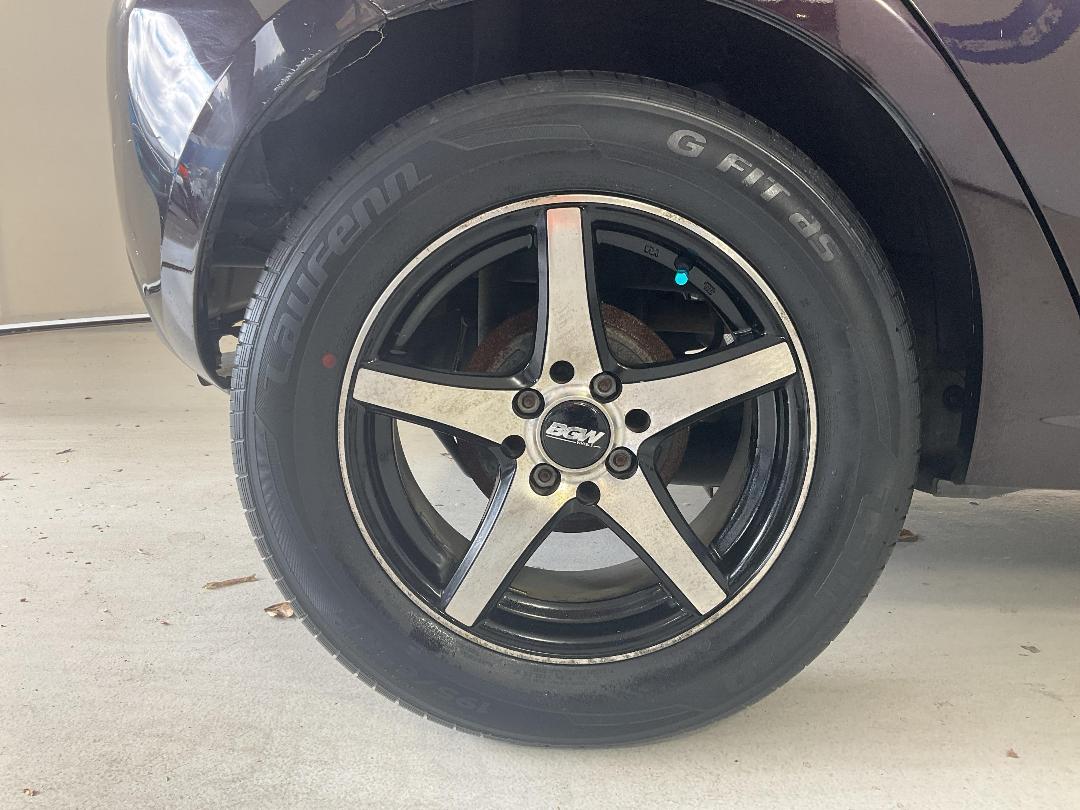 Photo '12' of Mazda Demio