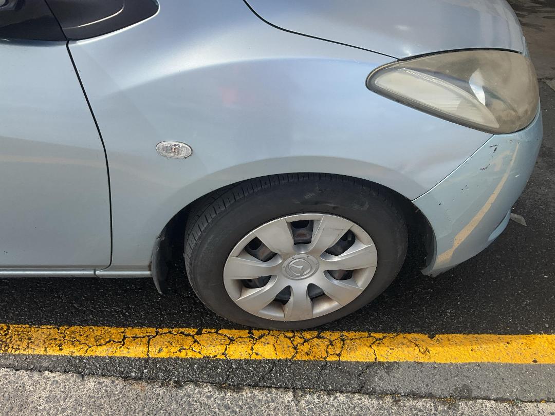 Photo '14' of Mazda Demio Photo '14' of Mazda Demio