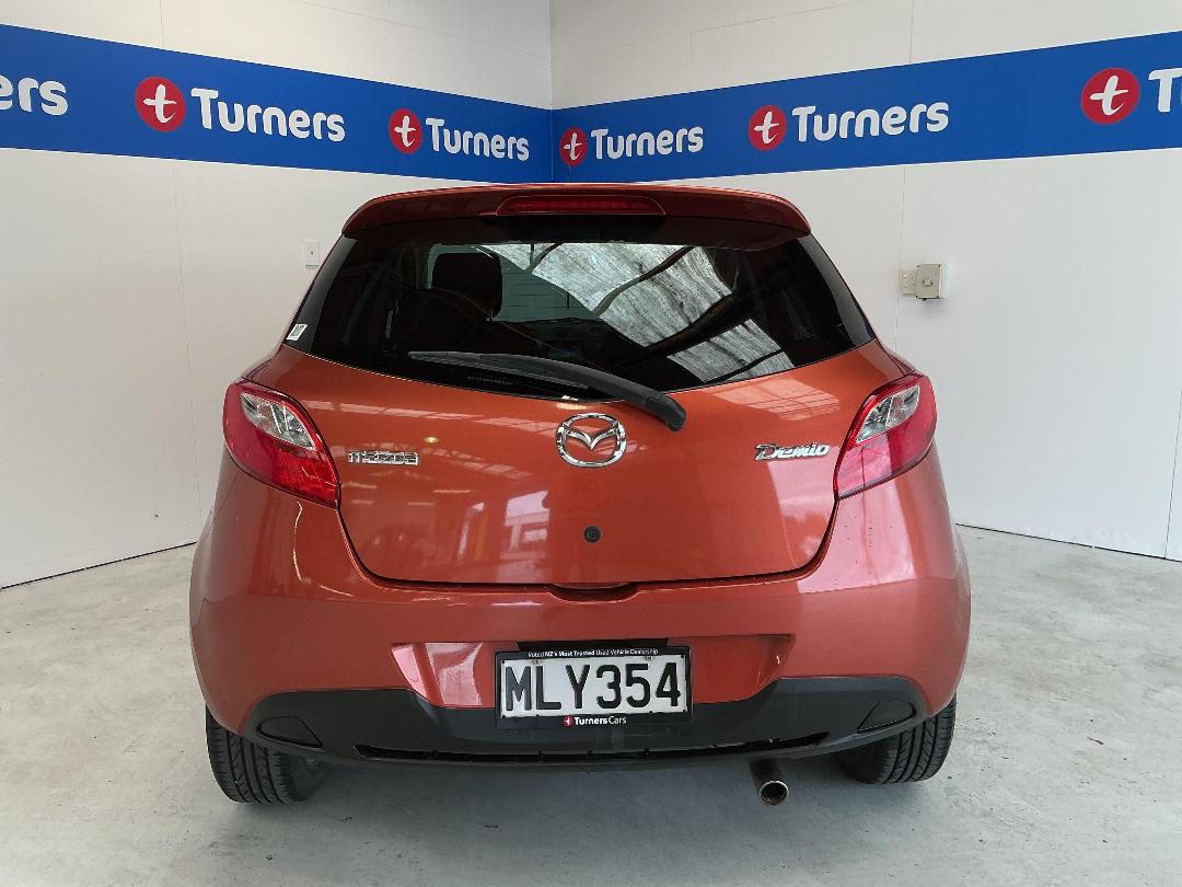 Photo '6' of Mazda Demio Photo '6' of Mazda Demio