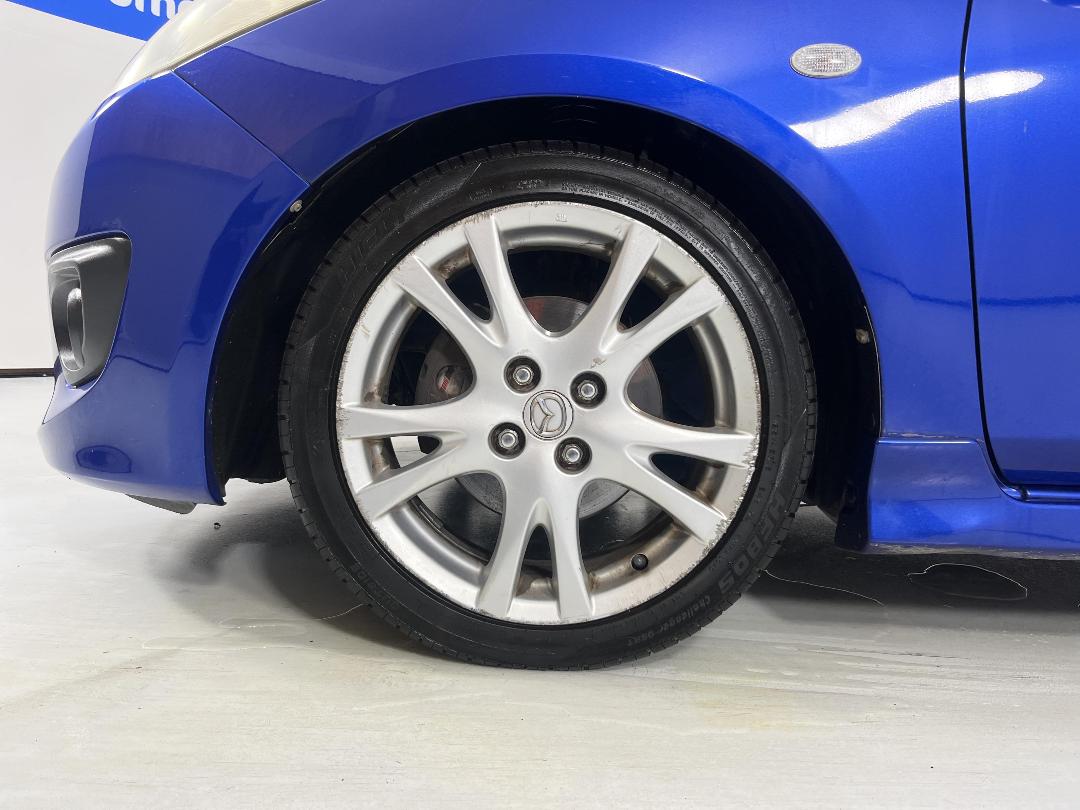 Photo '10' of Mazda Demio Photo '10' of Mazda Demio