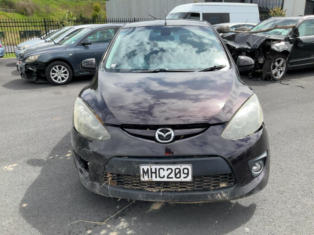 Photo '2' of Mazda Demio