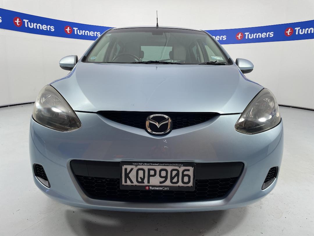 Photo '2' of Mazda Demio Photo '2' of Mazda Demio