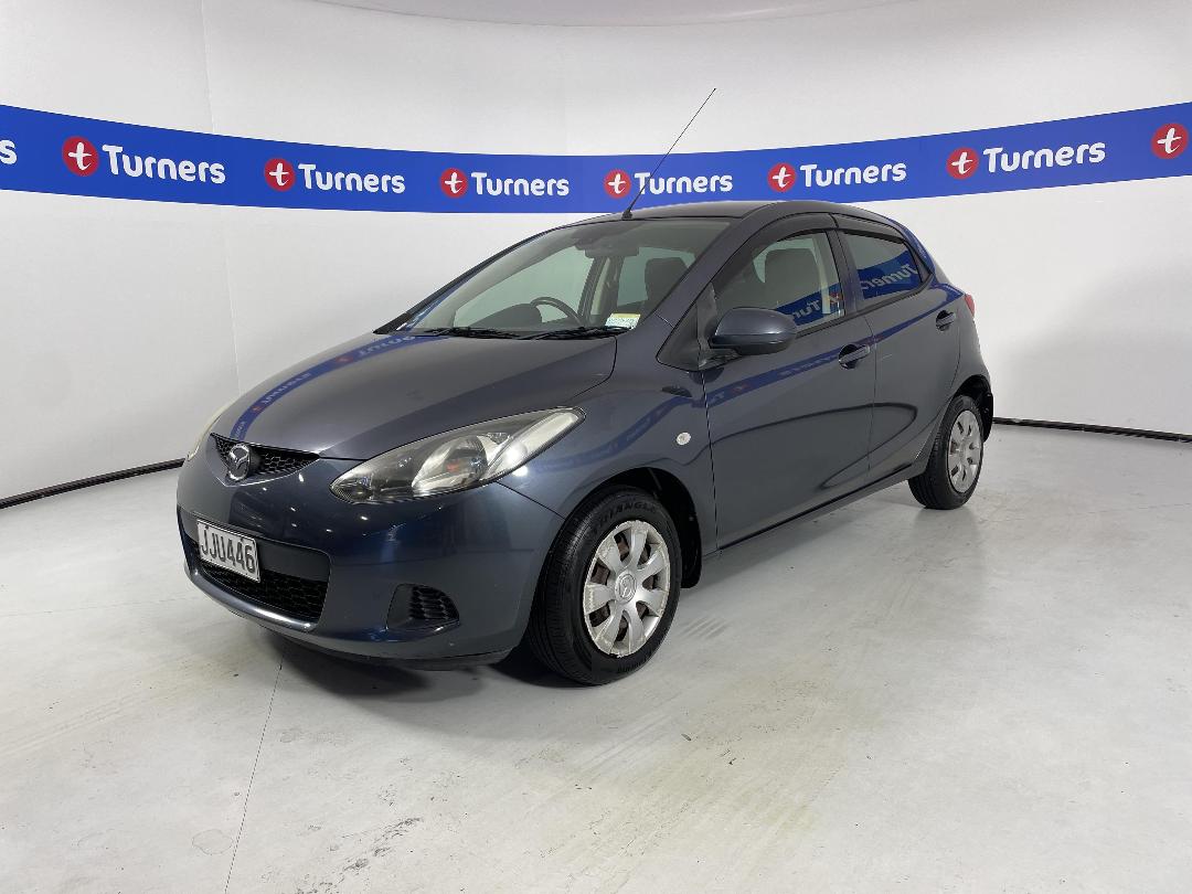 Photo '4' of Mazda Demio Photo '4' of Mazda Demio