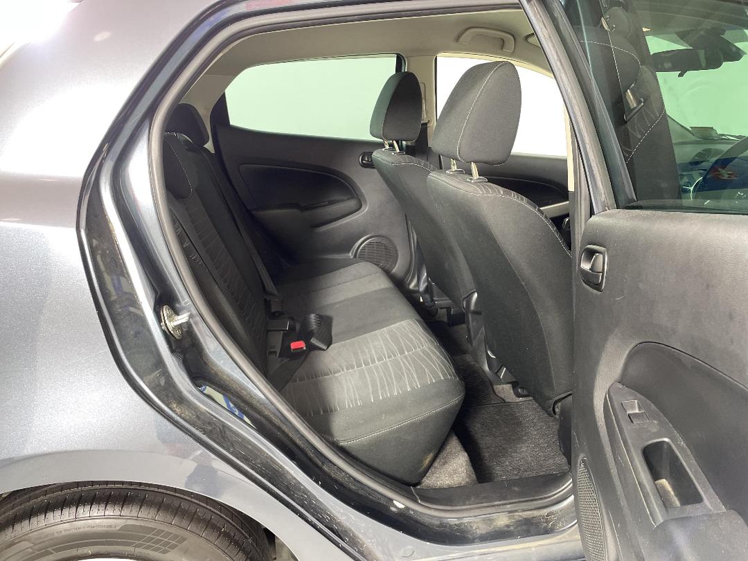 Photo '20' of Mazda Demio Photo '20' of Mazda Demio