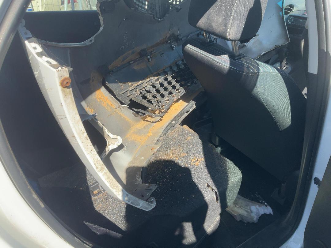 Photo '7' of Mazda Demio