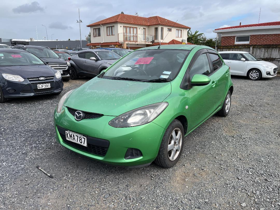 Photo '3' of Mazda Demio