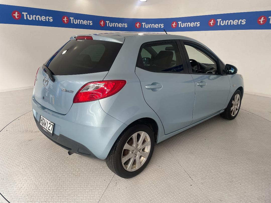 Photo '7' of Mazda Demio