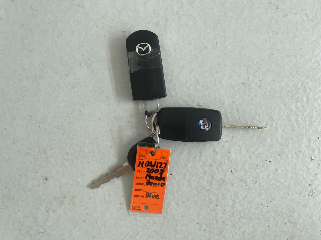 Photo '22' of Mazda Demio