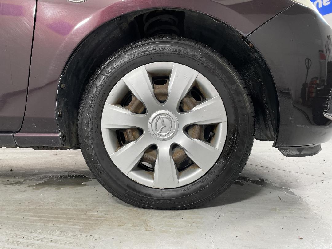 Photo '9' of Mazda Demio Photo '9' of Mazda Demio