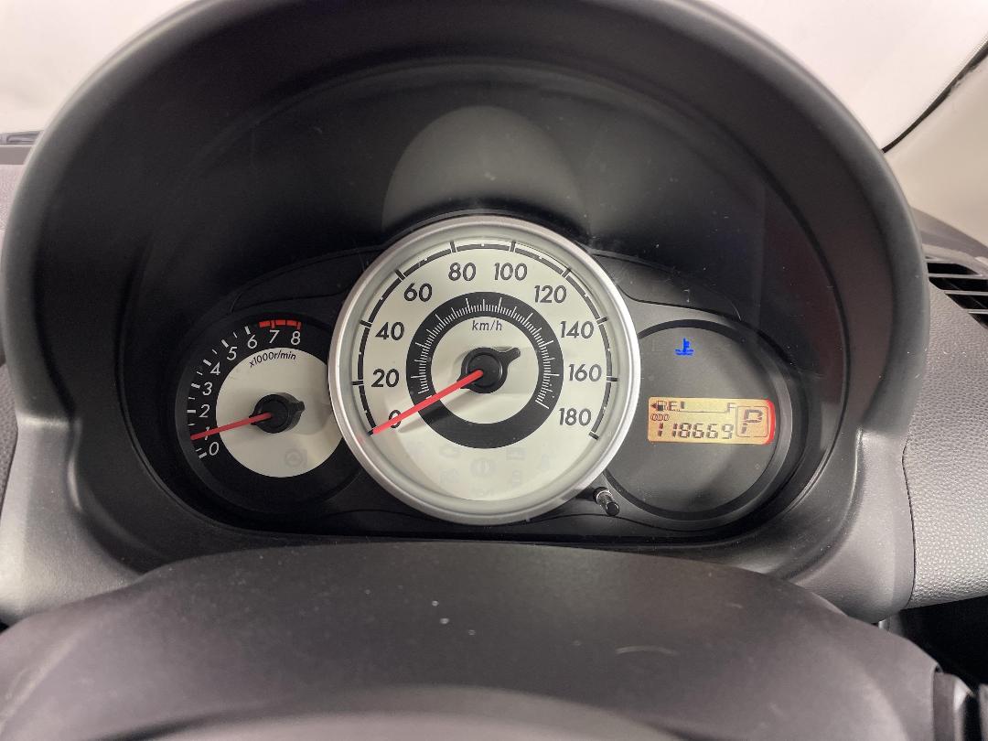 Photo '21' of Mazda Demio Photo '21' of Mazda Demio