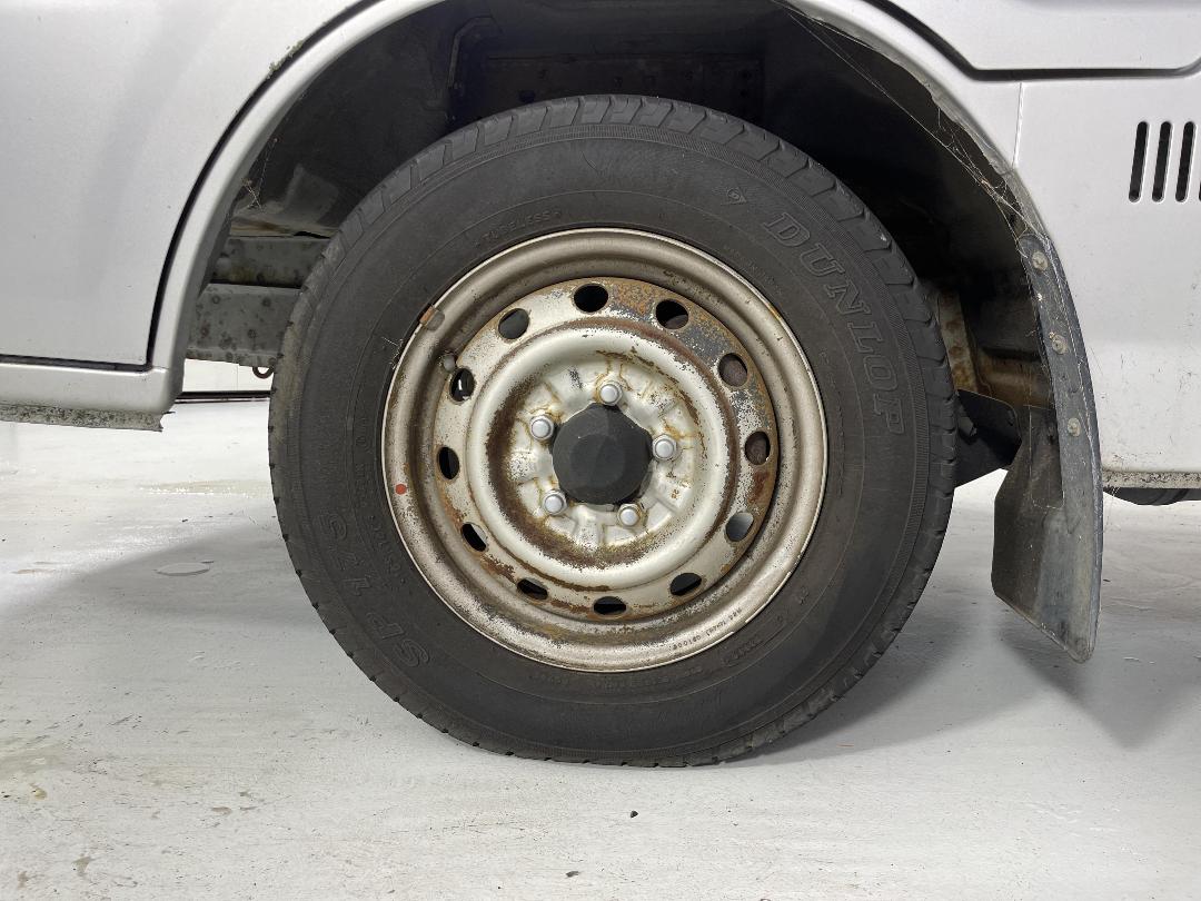 Photo '8' of Mazda E1800 SWB EGI Photo '8' of Mazda E1800 SWB EGI