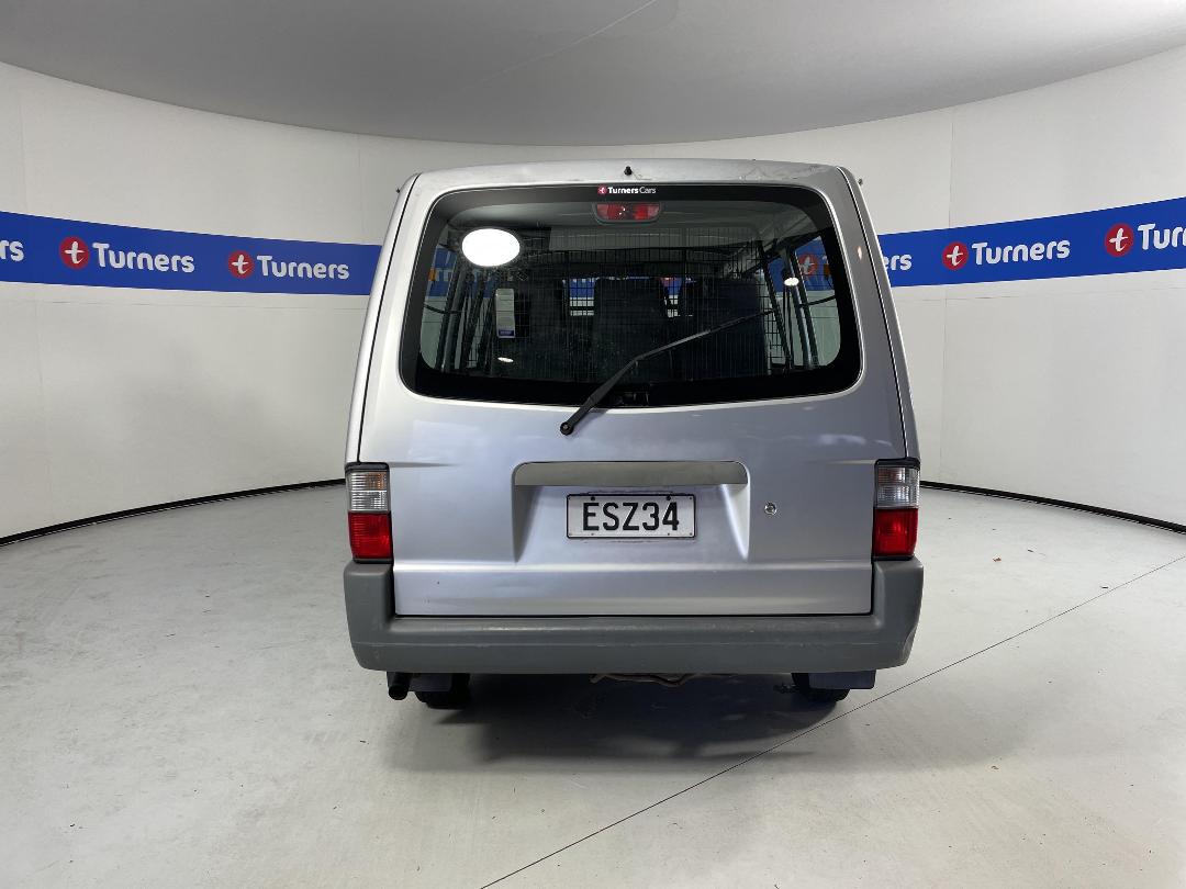 Photo '5' of Mazda E1800 SWB EGI Photo '5' of Mazda E1800 SWB EGI