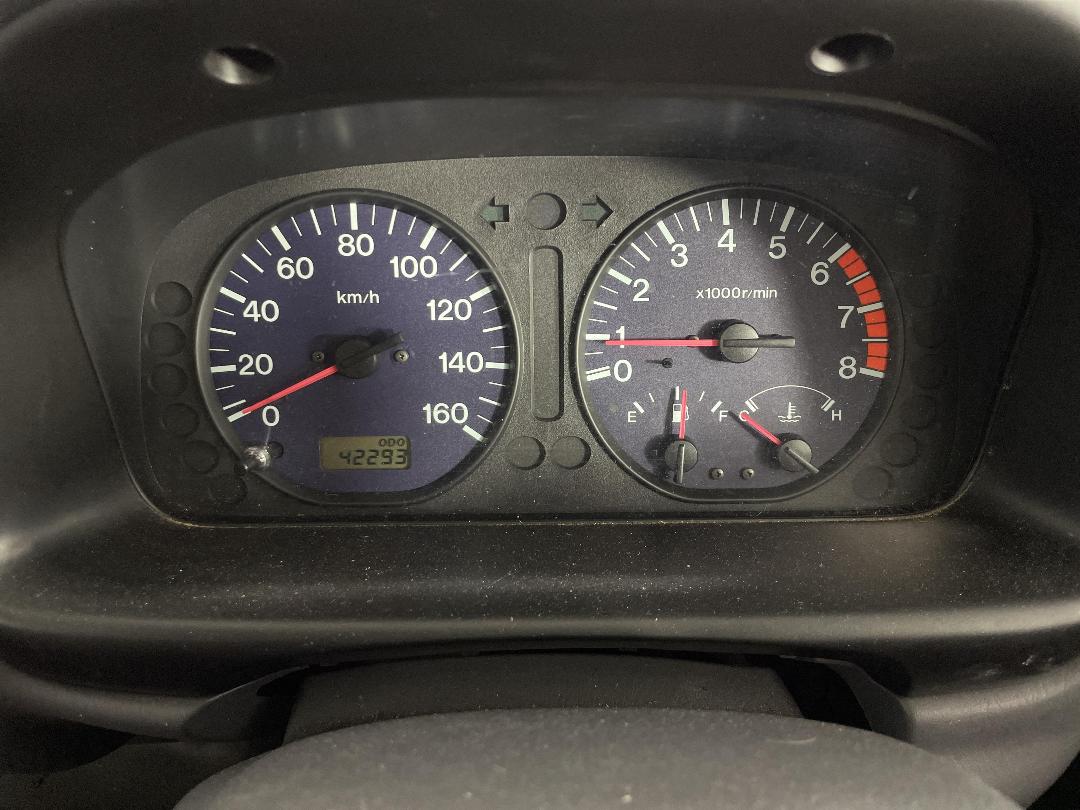 Photo '18' of Mazda E1800 SWB EGI Photo '18' of Mazda E1800 SWB EGI