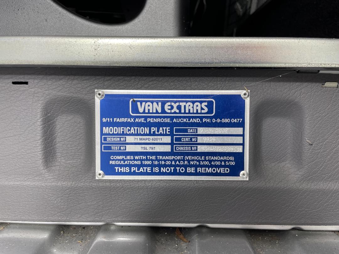 Photo '21' of Mazda E1800 SWB EGI Photo '21' of Mazda E1800 SWB EGI