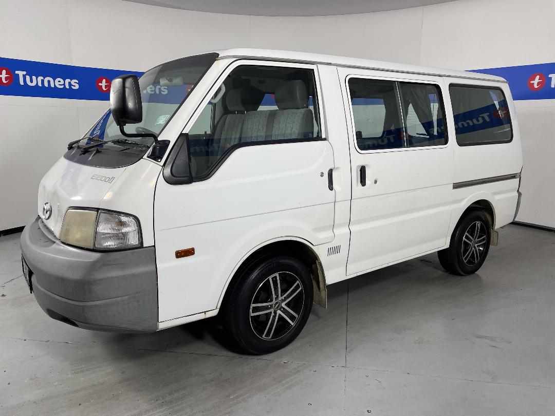 Photo '4' of Mazda E1800