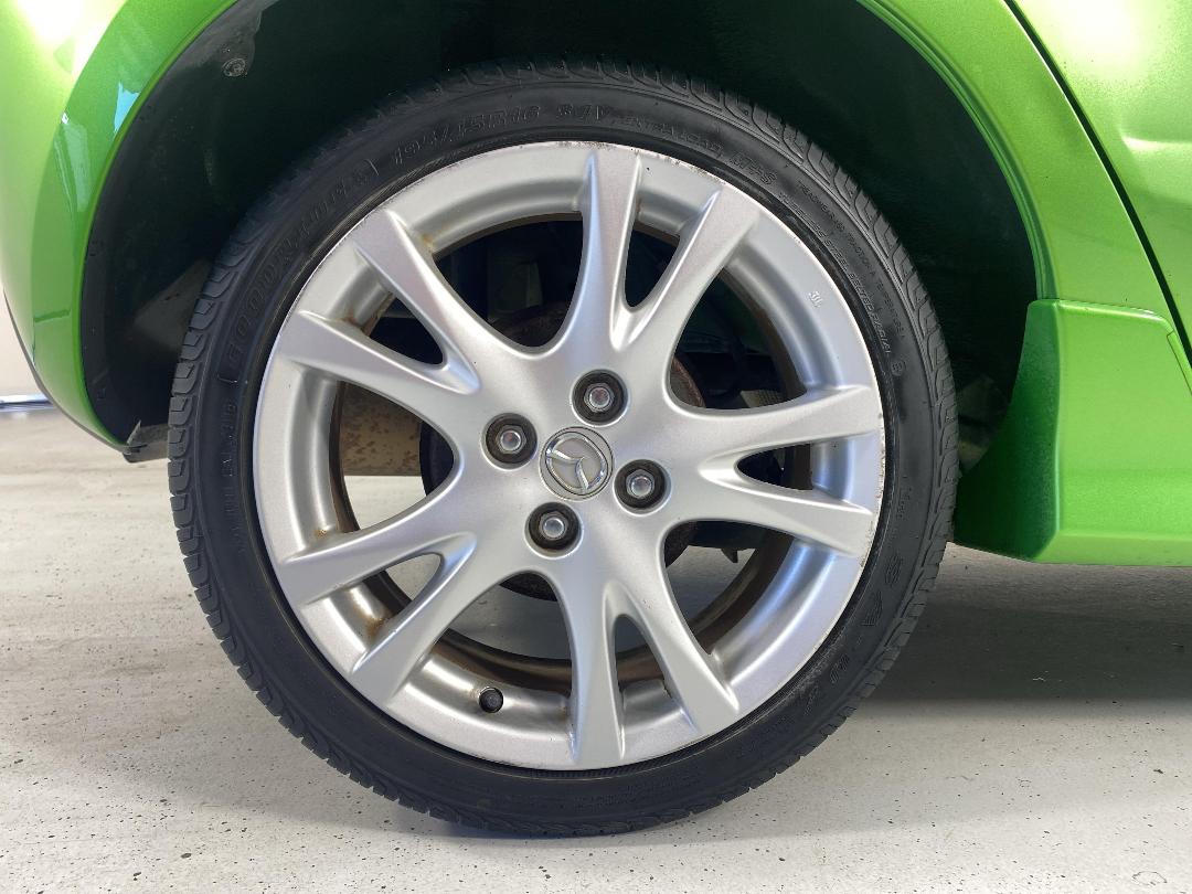 Photo '12' of Mazda Mazda2 Photo '12' of Mazda Mazda2