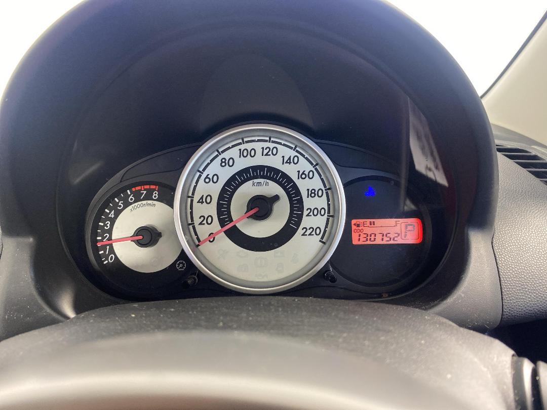 Photo '21' of Mazda Mazda2 Photo '21' of Mazda Mazda2