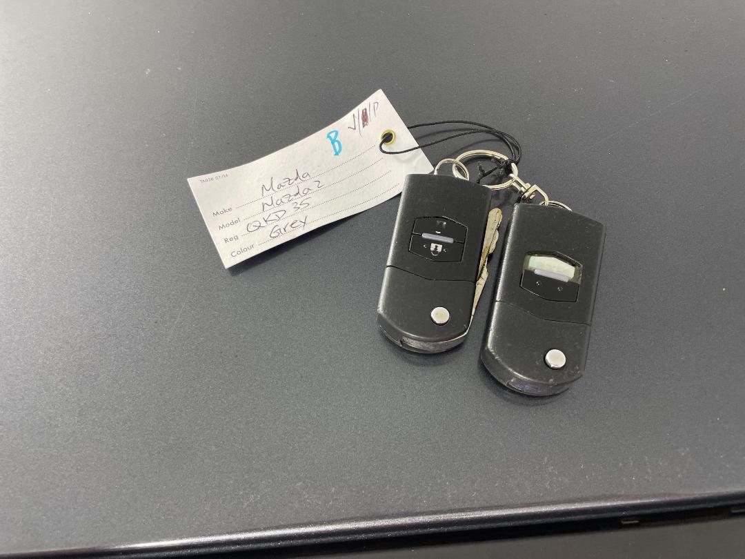 Photo '22' of Mazda Mazda2