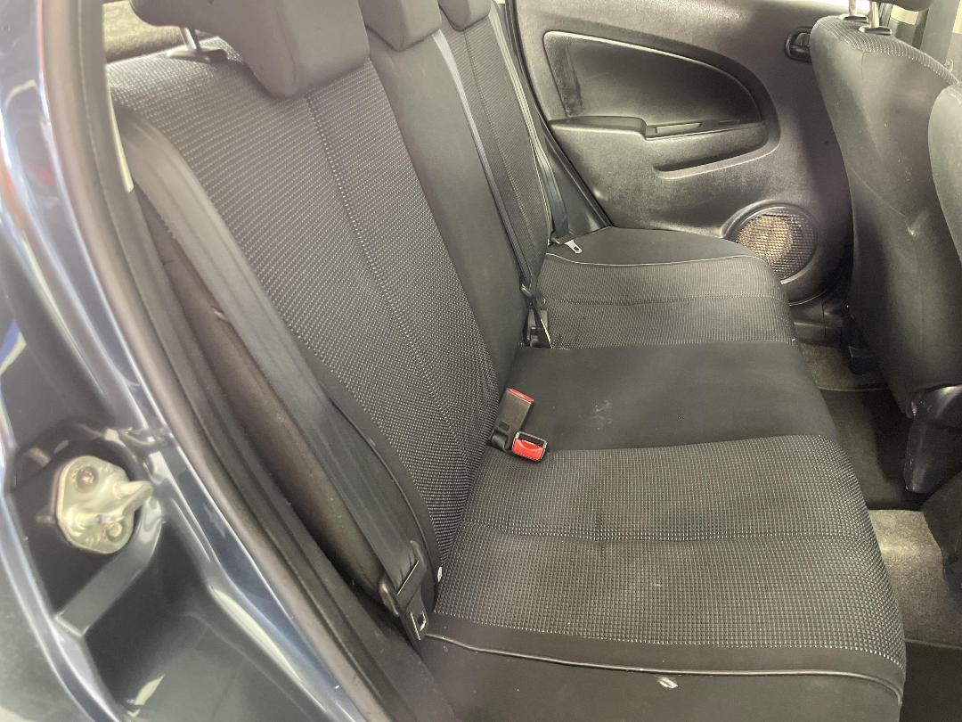 Photo '20' of Mazda Mazda2