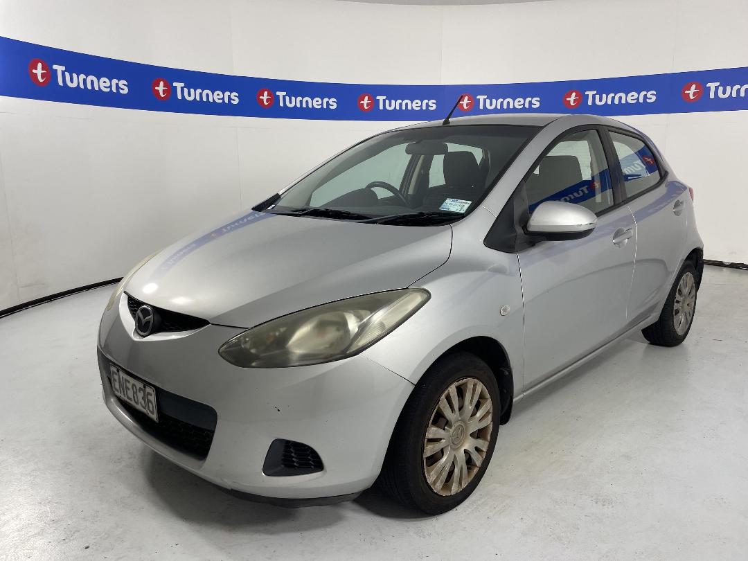 Photo '4' of Mazda Mazda2