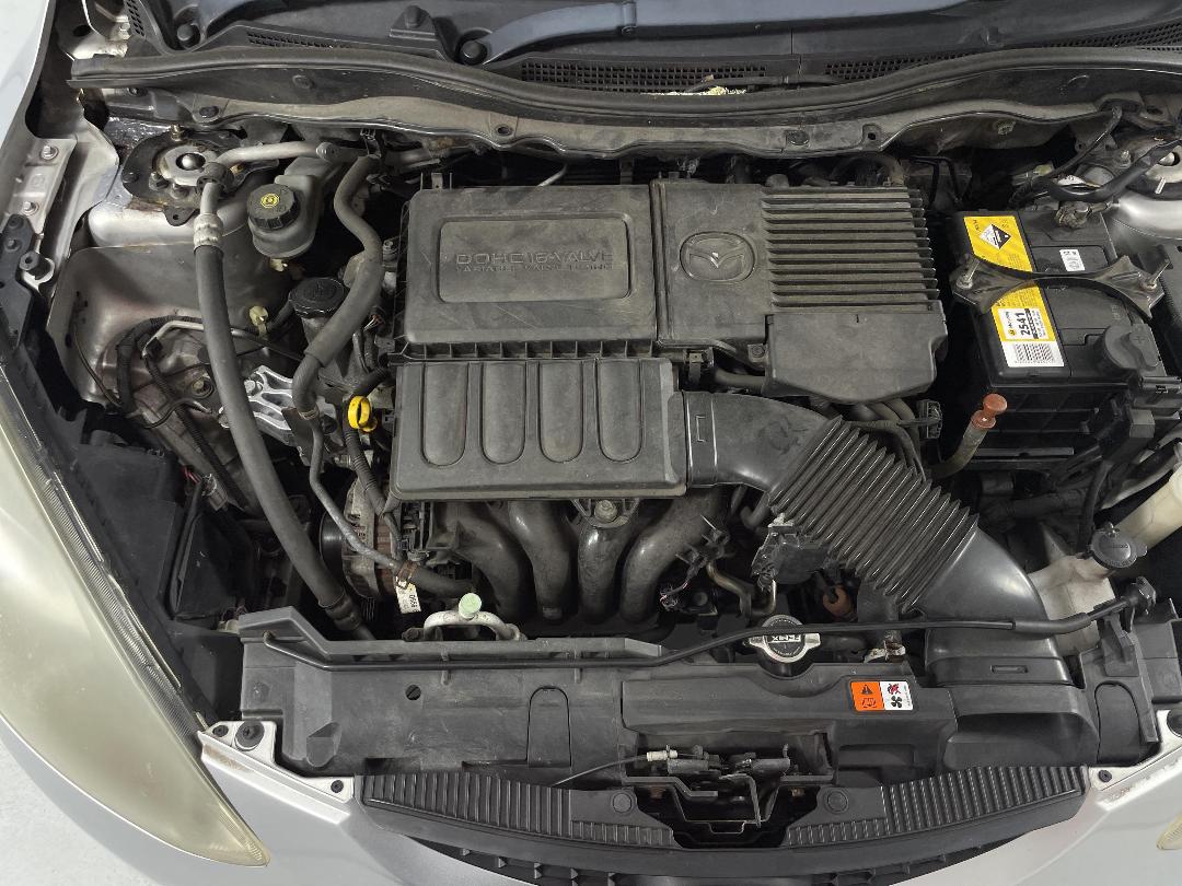 Photo '13' of Mazda Mazda2