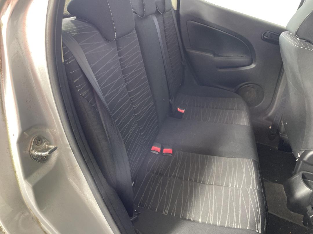 Photo '20' of Mazda Mazda2