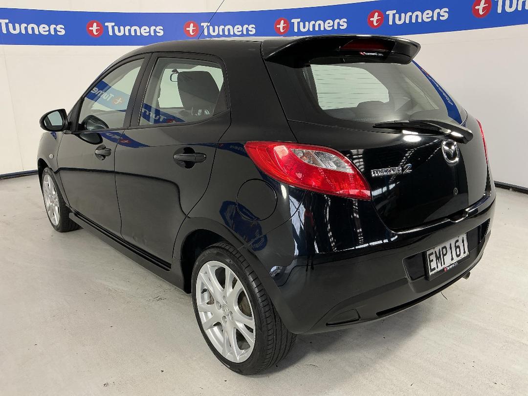 Photo '5' of Mazda Mazda2