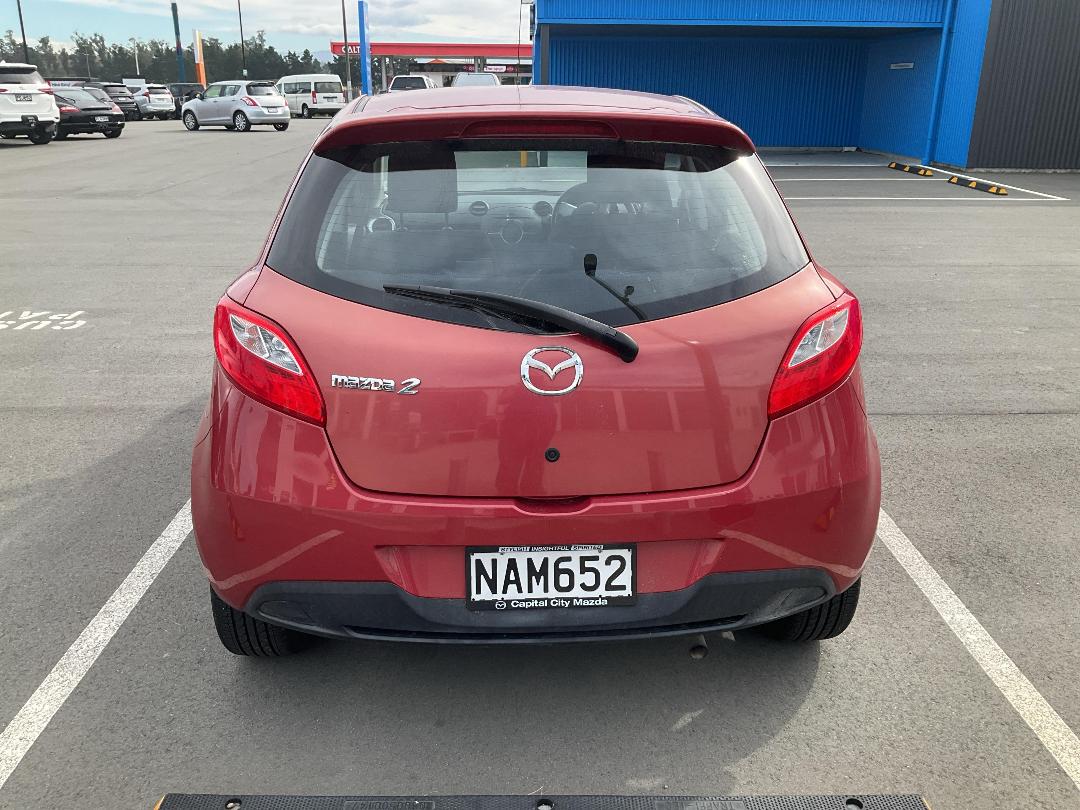 Photo '4' of Mazda Mazda2 Sport