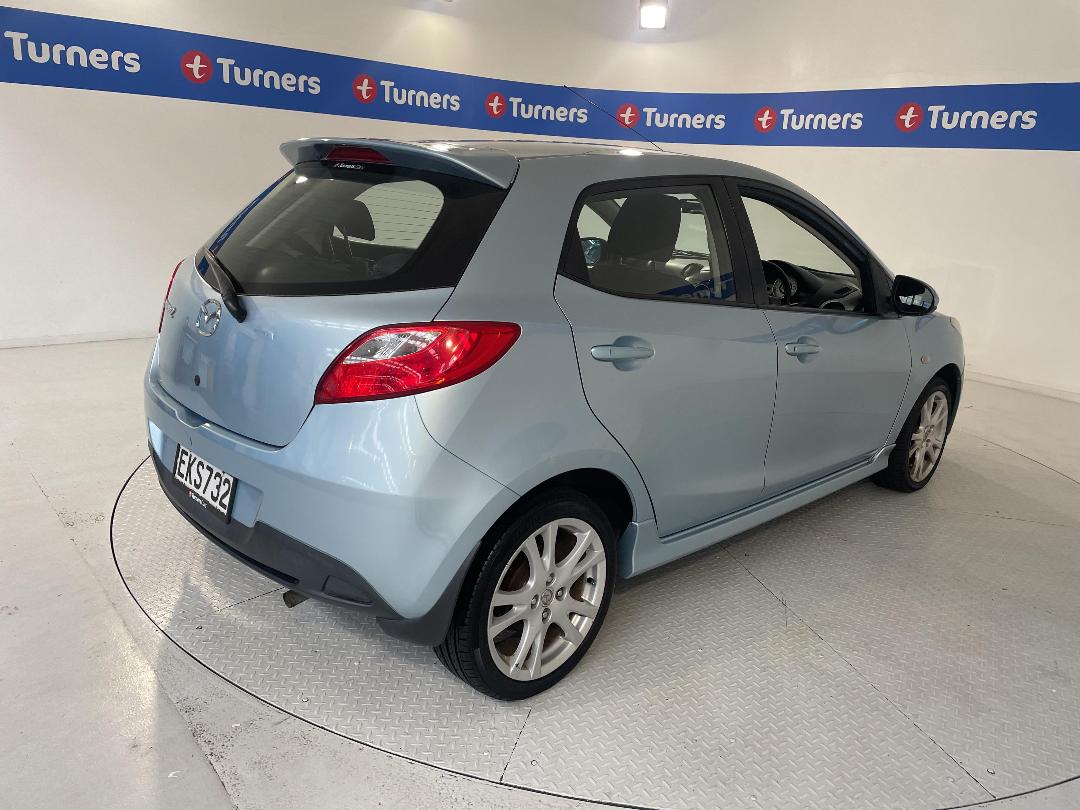 Photo '7' of Mazda Mazda2 Photo '7' of Mazda Mazda2