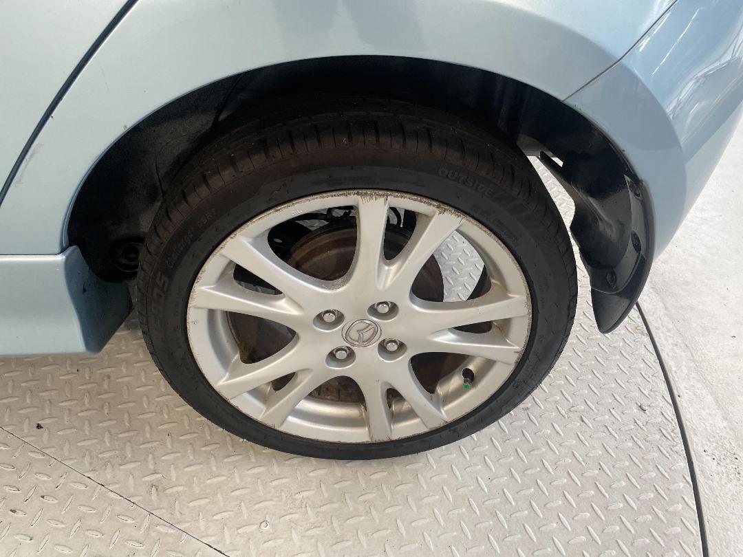 Photo '11' of Mazda Mazda2 Photo '11' of Mazda Mazda2