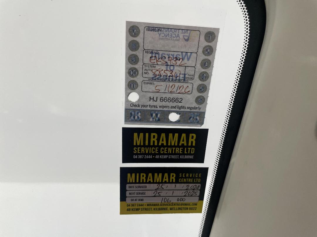 Photo '30' of Mazda Mazda2 Photo '30' of Mazda Mazda2