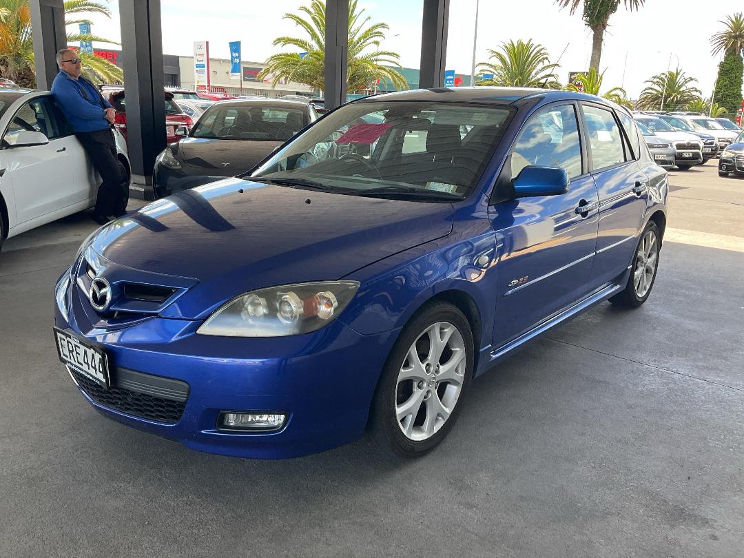 Photo '3' of Mazda Mazda3 Sporthatch SP23