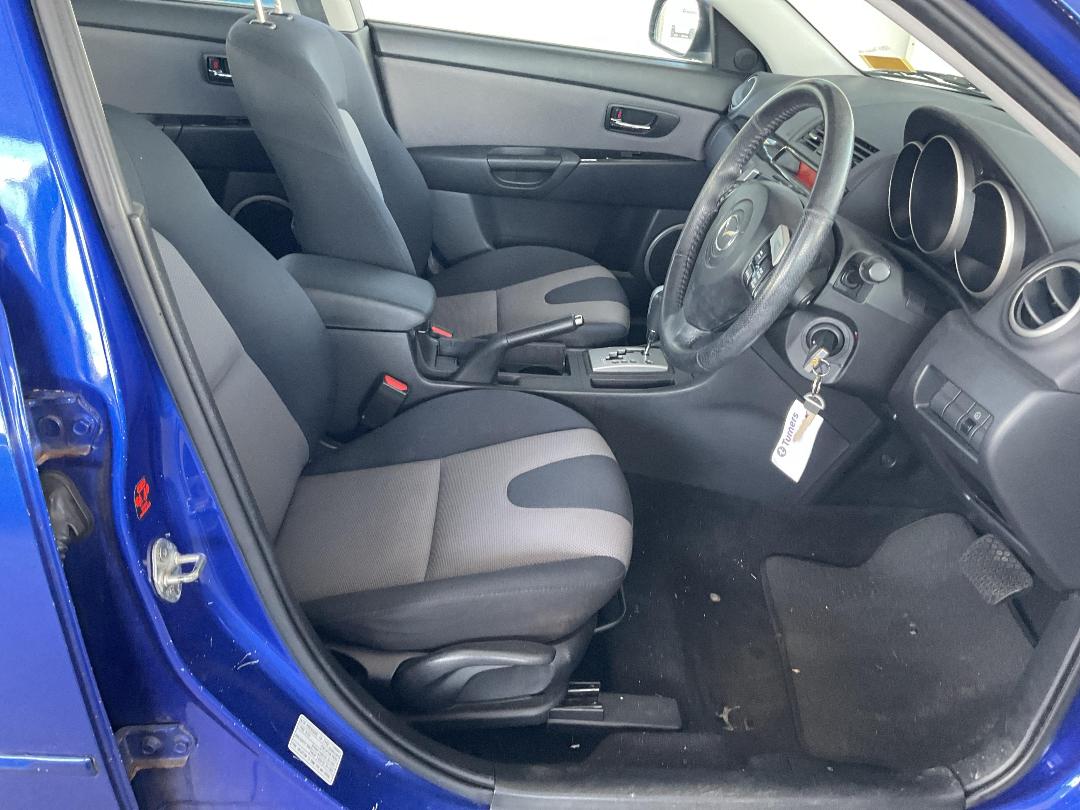 Photo '12' of Mazda Mazda3 Sporthatch SP23