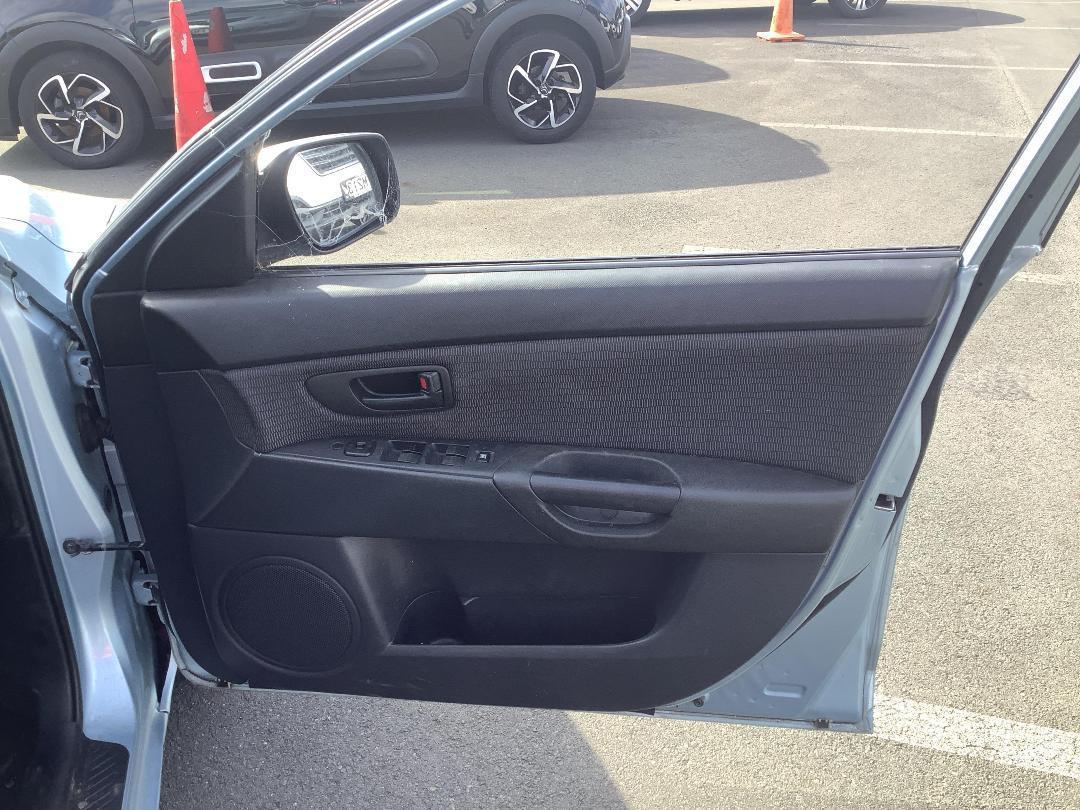 Photo '12' of Mazda Mazda3 Sporthatch GLX