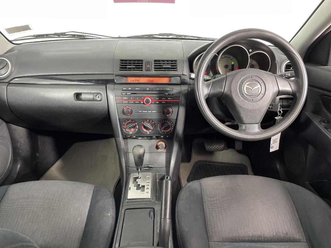 Photo '16' of Mazda Mazda3 Sporthatch GLX