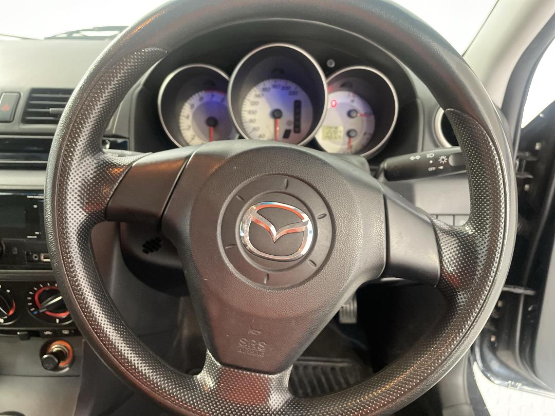 Photo '26' of Mazda Mazda3