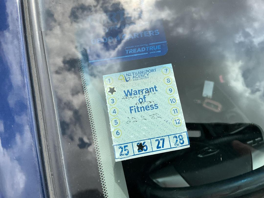 Photo '19' of Mazda MPV