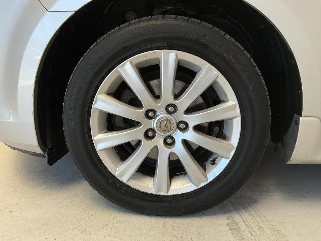 Photo '10' of Mazda MPV