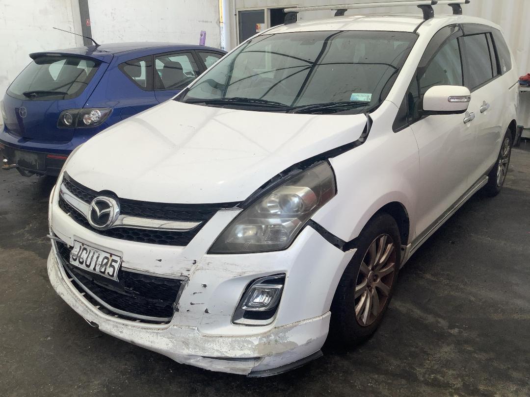 Photo '5' of Mazda MPV