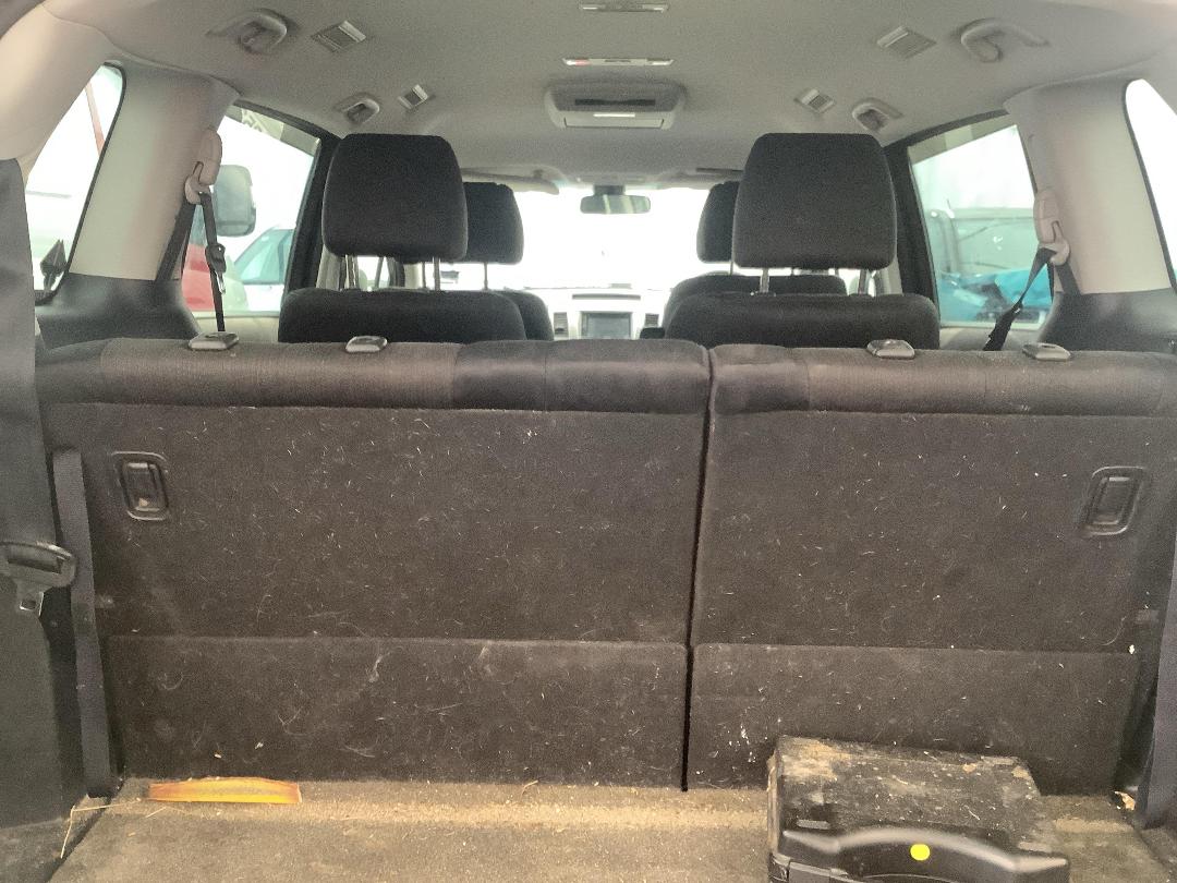 Photo '12' of Mazda MPV