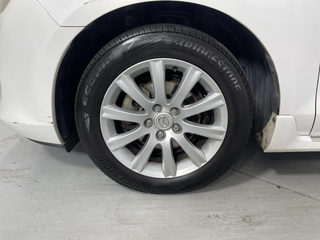 Photo '10' of Mazda MPV