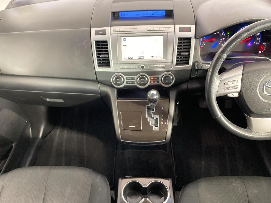 Photo '18' of Mazda MPV