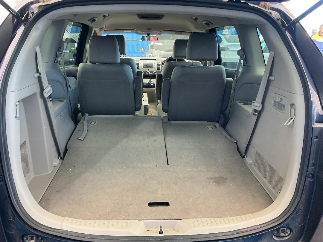 Photo '18' of Mazda MPV