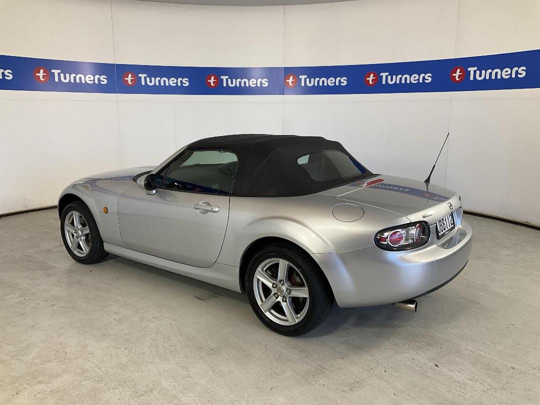 Photo '5' of Mazda MX5