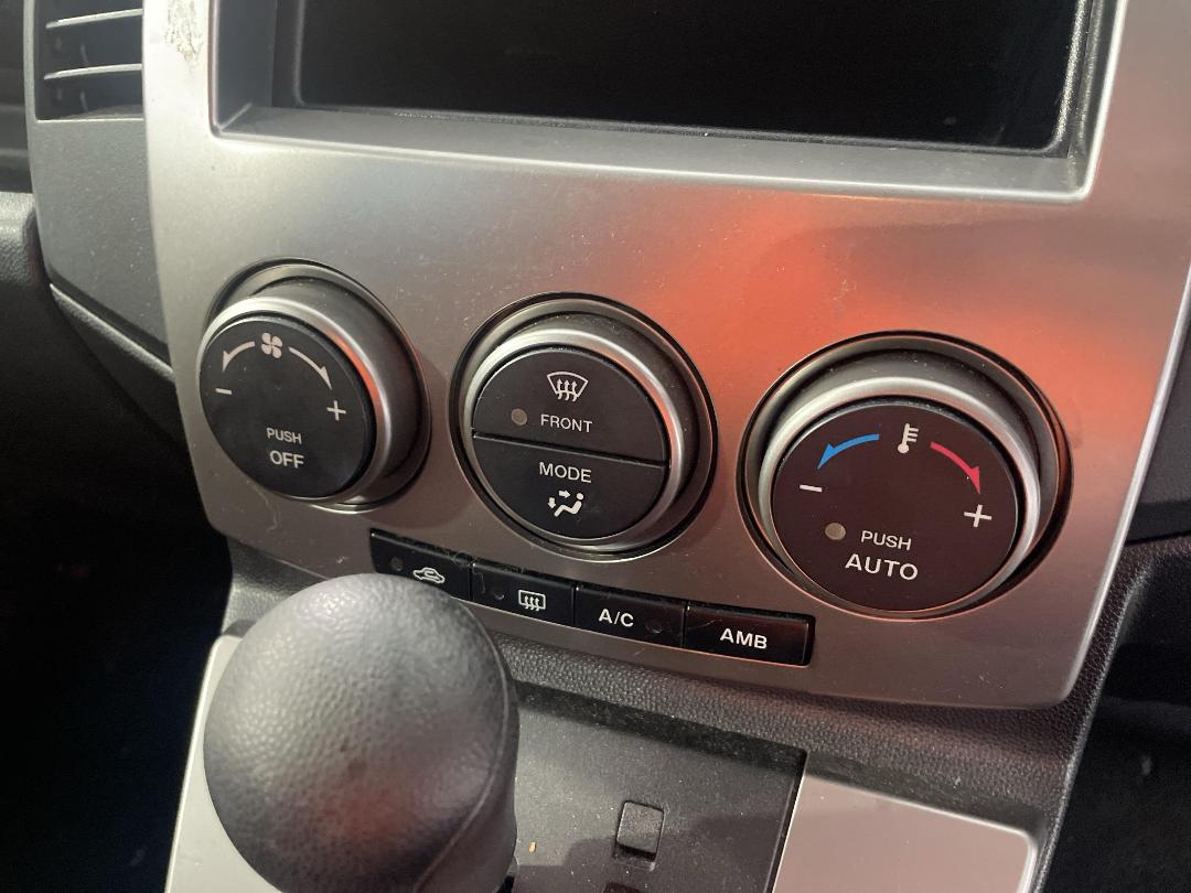 Photo '27' of Mazda Premacy