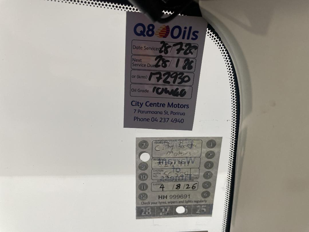 Photo '30' of Mazda Premacy